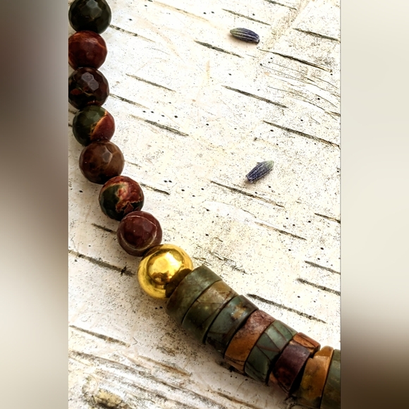 Natural Red Creek Jasper Earth Colors In Assymetrical  Choker/Necklace - Picture 8 of 8